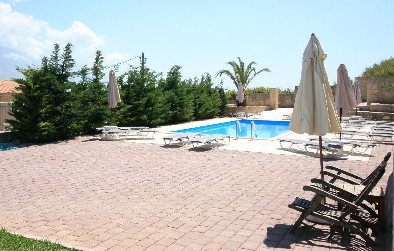 Lagoon View Apartments - Adults Only Lassi  Exterior foto